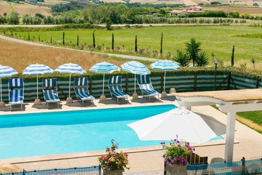 Agriturismo Case Nuove 卡斯泰里那马里提玛 外观 照片