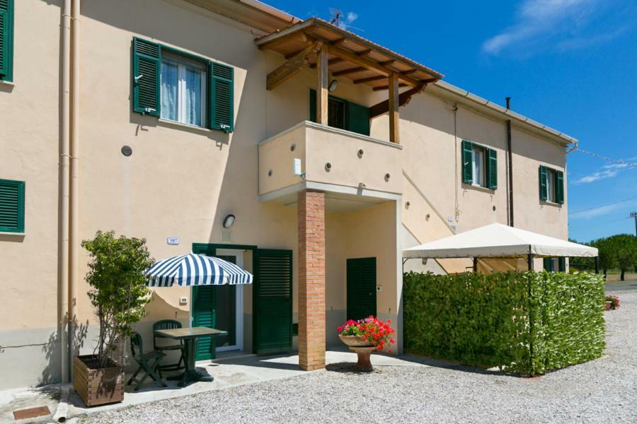 Agriturismo Case Nuove 卡斯泰里那马里提玛 外观 照片
