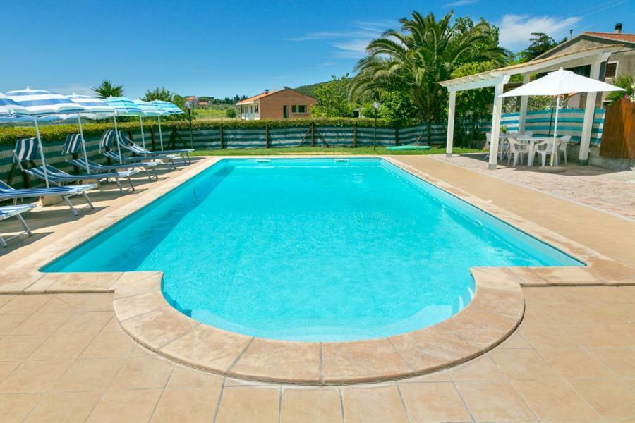 Agriturismo Case Nuove 卡斯泰里那马里提玛 外观 照片