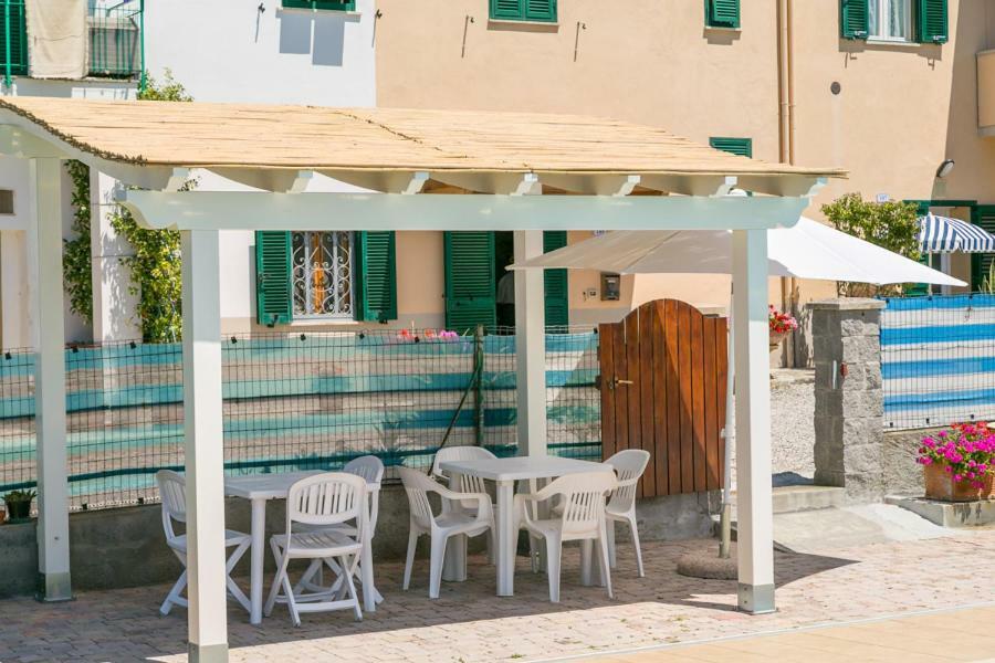 Agriturismo Case Nuove 卡斯泰里那马里提玛 外观 照片
